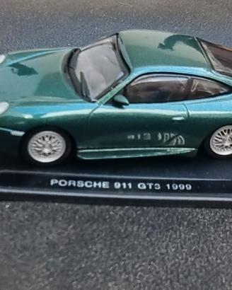 Modellini auto Porsche 911 GT3 1999 IXO Models 