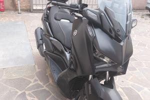 YAMAHA X-MAX 300 TECH MAX