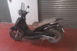 Piaggio Beverly 300