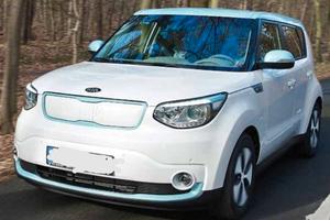 Kia soul ev 2015 elettrica 110 cv guida alta suv