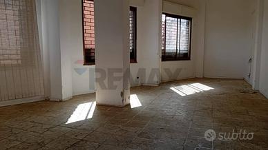 Locale Commerciale - Catania