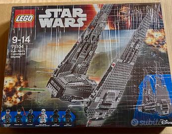 LEGO 75104 KYLO REN'S COMMAND SHUTTLE STAR WARS