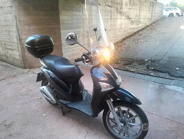 scooter liberty 125 anno 2010