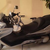 scooter Burgman 400