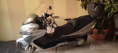scooter Burgman 400
