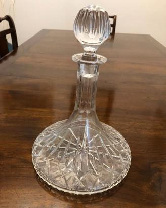 Bottiglia in puro cristallo munito di tappo