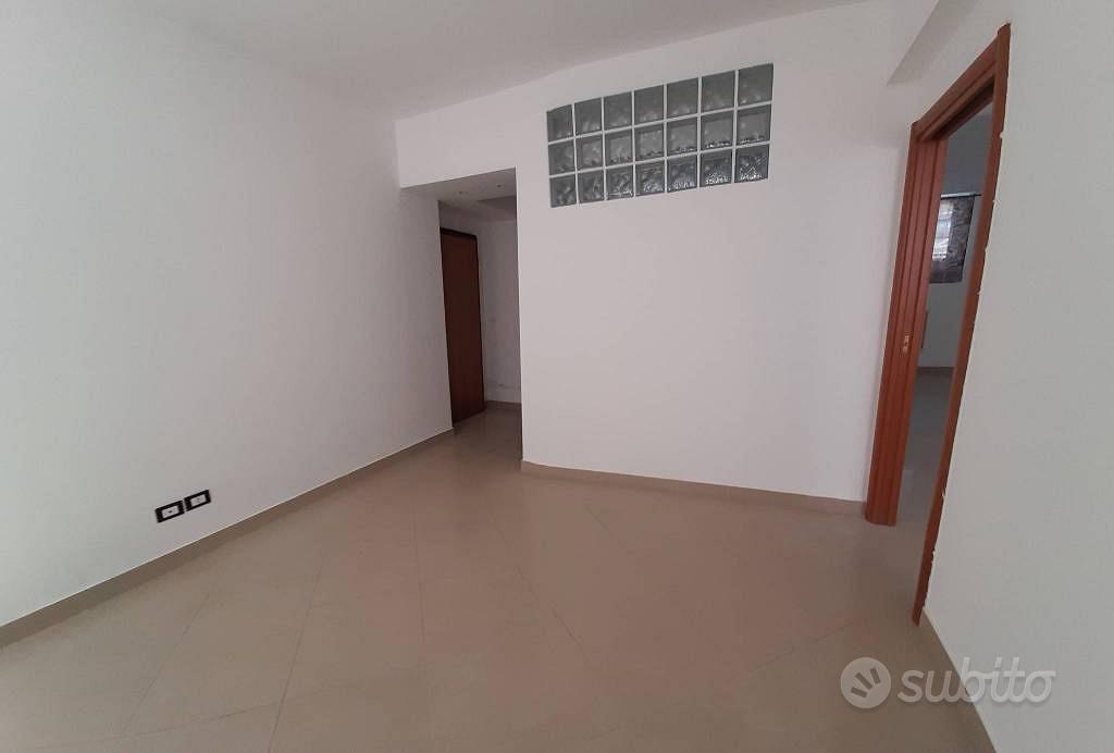 Immobile di 80 m² con 2 locali a Buccinasco - Vista 2