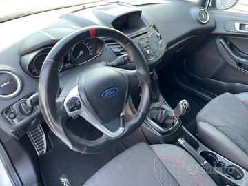 Ford fiesta st