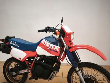 Honda Paris Dakar 
