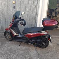 beverly 300ie Sport 