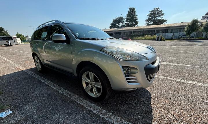 Peugeot 4007