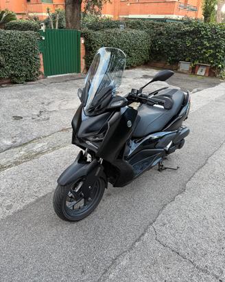 Scooter XMax Tech  Max 125 