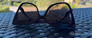 Occhiali da sole FENDI FE40010U