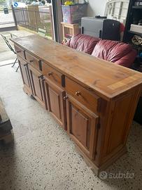 Mobile base credenza