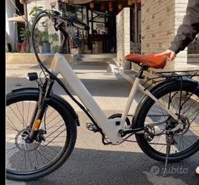 BICICLETTE E-BIKE 100KM🔋 CREMA NUOVE ULTIMA🔥