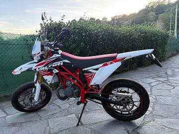 Suzuki Valenti 50 sm