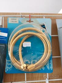 flessibile dorato doccia