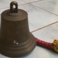 Campana in bronzo altezza 12 cm, diametro 16 cm