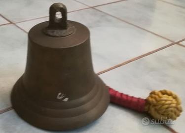 Campana in bronzo altezza 12 cm, diametro 16 cm