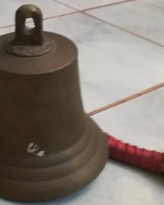 Campana in bronzo altezza 12 cm, diametro 16 cm