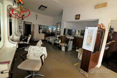 Immobile di 70 m² con 2 locali a Montevarchi