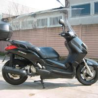 Yamaha X-Max 250