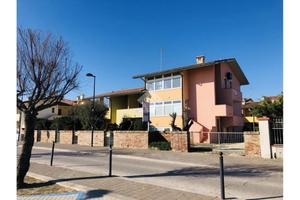 3 LOCALI A COMACCHIO