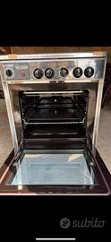 Cucina a Gas, forno elettrico
