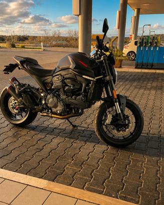 Ducati Monster 937