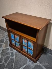 mobiletto con rotelle