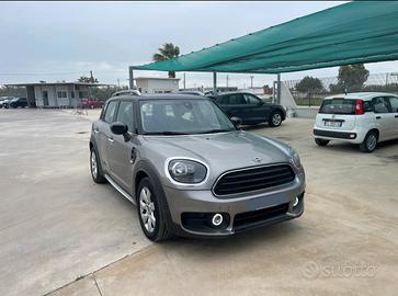 Mini Cooper D Countryman 2.0 Business Automatica