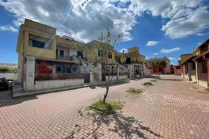 Box/Posto auto Uggiano la Chiesa