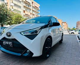 Toyota Aygo 1.0 72 CV 5p CAMBIO AUTOMATICO