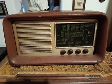Radio magnadyne sv38