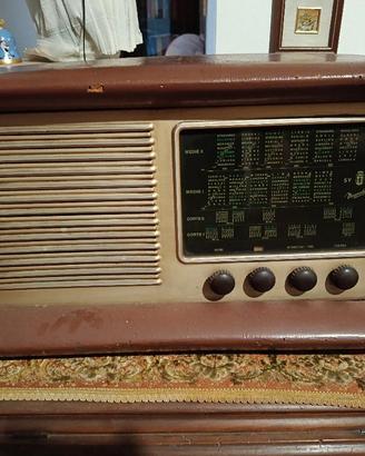 Radio magnadyne sv38
