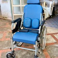 Sedia a rotelle comoda