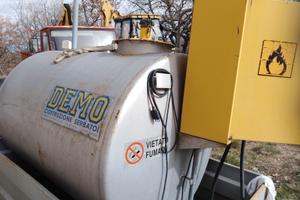 Serbatoio con pompa per benzina /diesel