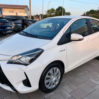 Toyota Yaris 1.5 Hybrid Automatica N1 4 posti Auto