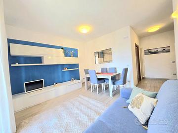 A768 - 2 camere - 2 bagni - 30 metri dal mare