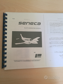 Manuale di volo del Piper Seneca rilegato