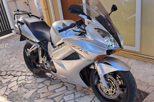 Honda vfr 800