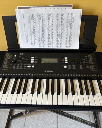 Tastiera Yamaha PSR E363 + supporto regolabile