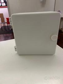 Armadietto medicinali/primo soccorso