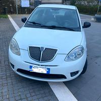 Lancia Ypsilon 1.2 benzina 2011