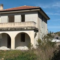 Fabbricato in zona Case Bianche