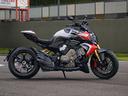 ducati-diavel-v4-1103-rs