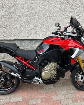 DUCATI Multistrada V4 Pikes Peak