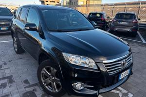 Toyota Rav 4 Crossover Exclusive Garanzia