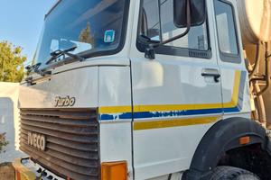 Cabina completa per Iveco 330 Mezzo d'opera
