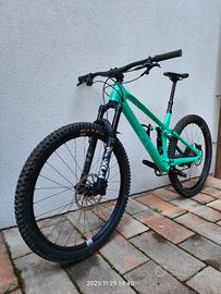 MTB yt izzo 